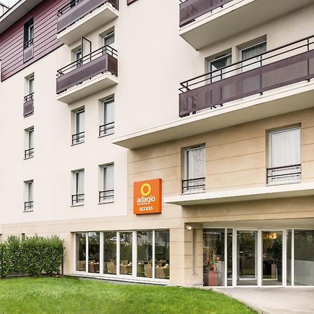 Aparthotel Adagio Access Carrieres Sous Poissy Buitenkant foto